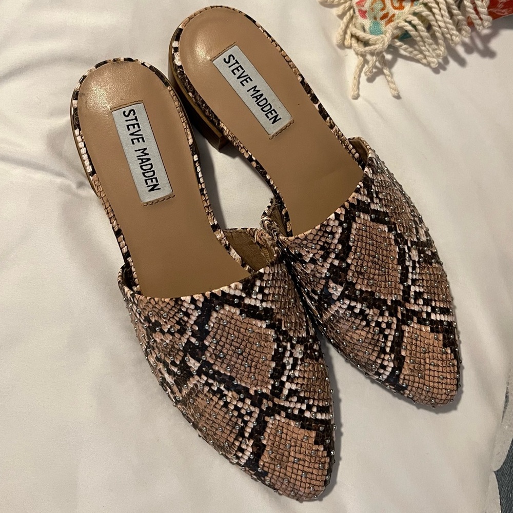 Steve Madden Brown Snakeskin Pattern Mules size 8